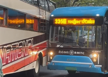 ಚಾಲಕನ ನಿರ್ಲಕ್ಷ್ಯದಿಂದ ಖಾಸಗಿ ಬಸ್‌ಗೆ ಡಿಕ್ಕಿ ಹೊಡೆದ BMTC ಎಲೆಕ್ಟ್ರಿಕ್‌ ಬಸ್‌