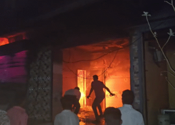 ಕಲಬುರಗಿ | ಶಾರ್ಟ್ ಸರ್ಕ್ಯೂಟ್‌ನಿಂದ ಧಗಧಗನೇ ಹೊತ್ತಿ ಉರಿದ ಖಾಸಗಿ ಕ್ಲಿನಿಕ್