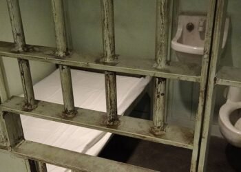 “ಭೂಮಿ ಮೇಲಿನ ನರಕ” ಎಂದು ಕರೆಯಲಾಗುವ ಜೈಲೇ ಈಗ ವೆನೆಜುವೆಲಾ ಅಧ್ಯಕ್ಷನ ವಾಸಸ್ಥಾನ!