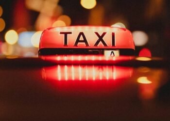 ದಿನವಿಡೀ ಕ್ಯಾಬ್‌ನಲ್ಲಿ ಸುತ್ತಾಟ, ಬಾಡಿಗೆ ಕೇಳಿದರೆ ಲೈಂಗಿಕ ದೌರ್ಜನ್ಯದ ಬೆದರಿಕೆ | ಗುರುಗ್ರಾಮದ ‘ಸೀರಿಯಲ್ ವಂಚಕಿ’ಯ ಹೈಡ್ರಾಮಾ