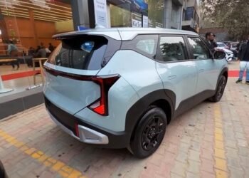 ಬೇಸ್ ಮಾಡೆಲ್ ಆದ್ರೂ ಫೀಚರ್ಸ್‌ಗೇನೂ ಕಮ್ಮಿ ಇಲ್ಲ! 2026ರ ಕಿಯಾ ಸೆಲ್ಟೋಸ್ HTE ಡೀಸೆಲ್ ಆವೃತ್ತಿಯ ಕಂಪ್ಲೀಟ್ ಡಿಟೇಲ್ಸ್!