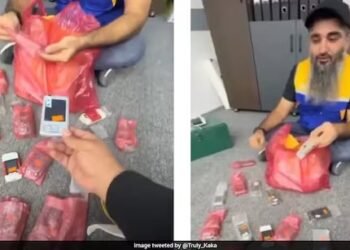 2010ರಲ್ಲಿ ಆರ್ಡರ್ ಮಾಡಿದ್ದ ನೋಕಿಯಾ ಫೋನ್‌ಗಳು ತಲುಪಿದ್ದು 2026ರಲ್ಲಿ! ಇದು ಲಿಬಿಯಾ ವ್ಯಾಪಾರಿಯ ಕಥೆ!