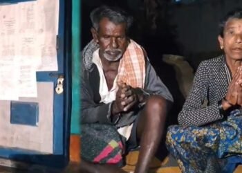 ಸಾಲ ಕಟ್ಟಿಲ್ಲ ಎಂದು ಮನೆಗೆ ಬೀಗ ಜಡಿದ ಖಾಸಗಿ ಫೈನಾನ್ಸ್ ​| ಬೀದಿಗೆ ಬಂದ ವೃದ್ಧ ದಂಪತಿ!