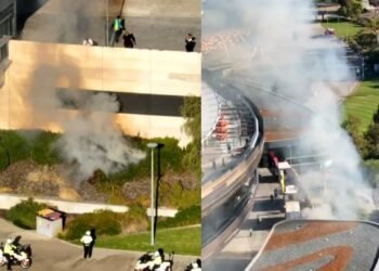 ಬಿಗ್ ಬ್ಯಾಷ್ ಲೀಗ್ ಪಂದ್ಯದ ವೇಳೆ ಆತಂಕ | ಆಪ್ಟಸ್ ಸ್ಟೇಡಿಯಂ ಬಳಿ ಬೆಂಕಿ.. ದಟ್ಟ ಹೊಗೆ ಕಂಡು ಬೆಚ್ಚಿಬಿದ್ದ ಪ್ರೇಕ್ಷಕರು!