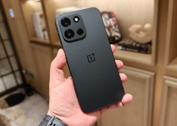 ಒನ್‌ಪ್ಲಸ್ 16 ಸೋರಿಕೆ | 9,000mAh ಬ್ಯಾಟರಿ ಮತ್ತು 200MP ಕ್ಯಾಮೆರಾ! ಬಂದ್ ವದಂತಿಗಳಿಗೆ ಸಿಇಒ ಸ್ಪಷ್ಟನೆ