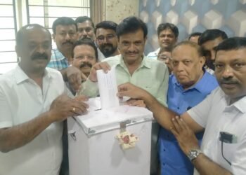 ಫಿಲ್ಮ್ ಚೇಂಬರ್ ಚುನಾವಣೆಯಿಂದ ಹಿಂದೆ ಸರಿದ ಮುನಿರತ್ನ | ನಾಮಪತ್ರ ವಾಪಸ್‌ ಪಡೆದ ಶಾಸಕ