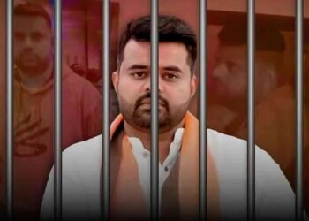 ಪ್ರಜ್ವಲ್‌ ರೇವಣ್ಣ ಕೇಸ್‌ ತನಿಖೆ ನಡೆಸಿದ ಪೊಲೀಸ್‌ ಅಧಿಕಾರಿಗಳಿಗೆ ನಗದು ಬಹುಮಾನ ಘೋಷಿಸಿದ ರಾಜ್ಯ ಸರ್ಕಾರ!