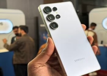 ಸ್ಯಾಮ್‌ಸಂಗ್ ಗ್ಯಾಲಕ್ಸಿ S26 ಅಲ್ಟ್ರಾ | ಹೊಸ ಪ್ರೈವೆಸಿ ಫೀಚರ್ ಮತ್ತು ಶಕ್ತಿಶಾಲಿ ಕ್ಯಾಮೆರಾದೊಂದಿಗೆ ಎಂಟ್ರಿಗೆ ಸಜ್ಜು!