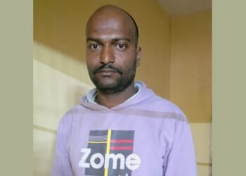 ಪತ್ನಿಯ ತಲೆ ಬೋಳಿಸಿದ ಪಾಪಿ ಪತಿ.. ಬಾಗಲಕೋಟೆಯಲ್ಲಿ ಅಮಾನವೀಯ ಘಟನೆ!