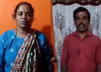 120 ಗ್ರಾಂ ಚಿನ್ನ ಕಳ್ಳತನ ಕೇಸ್ | 11 ವರ್ಷದ ಬಾಲಕನ ಮೇಲೆ ಹ* ಆರೋಪ ; ಪೊಲೀಸರ ವಿರುದ್ಧ ಕುಟುಂಬಸ್ಥರು ಗರಂ