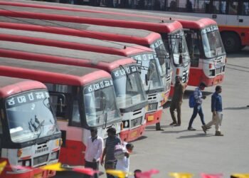 ರಾಜ್ಯ ಸರ್ಕಾರದ ವಿರುದ್ಧ ಮತ್ತೆ ಸಿಡಿದೆದ್ದ ಸಾರಿಗೆ ನೌಕರರು.. ಹೋರಾಟಕ್ಕೆ ಡೇಟ್‌ ಫಿಕ್ಸ್‌!