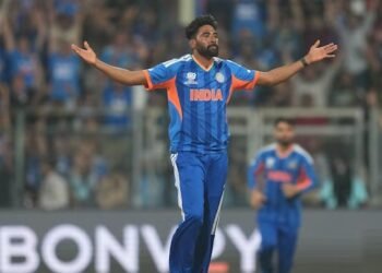 ರಿಯಲ್ ಮ್ಯಾಡ್ರಿಡ್ ಪಂದ್ಯ ನೋಡಲು ಟಿಕೆಟ್ ಬುಕ್ ಮಾಡಿದ್ದ ಸಿರಾಜ್ | ಕೊನೆ ಕ್ಷಣದಲ್ಲಿ ಬಂತು ವಿಶ್ವಕಪ್ ಬುಲಾವ್!