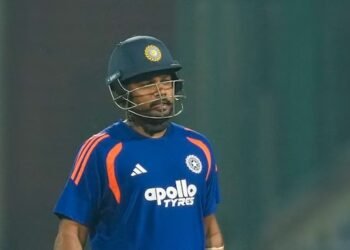 ಅಭಿಷೇಕ್‌ ಶರ್ಮಾ ಆಸ್ಪತ್ರೆಗೆ, ನೆಟ್ಸ್‌ನಲ್ಲಿ ಸಂಜು ಪರದಾಟ | ನಮೀಬಿಯಾ ಕಾದಾಟಕ್ಕೂ ಮುನ್ನ ಟೀಂ ಇಂಡಿಯಾ ಕ್ಯಾಂಪ್‌ನಲ್ಲಿ ಏನಾಗುತ್ತಿದೆ?