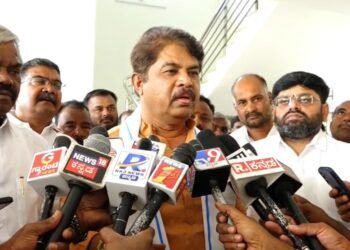 ಯಾವ ಪುರುಷಾರ್ಥಕ್ಕೆ ಕಾಂಗ್ರೆಸ್ ಸರ್ಕಾರ ಸಾವಿರ ದಿನಗಳ ಸಮಾವೇಶ ಮಾಡ್ತಿದೆ? | ಆರ್.ಅಶೋಕ್ ಕಿಡಿ