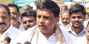 ಫಾರಿನ್‌ನಲ್ಲಿ ಕೂತ ಮಾತ್ರಕ್ಕೆ ಸಿಎಂ ಬದಲಾಗಲ್ಲ | ಗಣಿಗ ರವಿಕುಮಾರ್