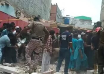 ಪಾಕ್‌ನ ಕರಾಚಿಯಲ್ಲಿ ಭಾರೀ ಸ್ಫೋಟ – 16 ಬ*ಲಿ