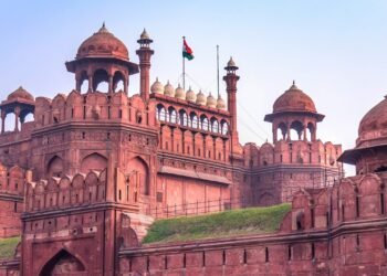 ಕೆಂಪುಕೋಟೆ ಸೇರಿ ದೇಶದ ಪ್ರಮುಖ ನಗರಗಳ ಮೇಲೆ ದಾಳಿಗೆ ಲಷ್ಕರ್ ಸಂಚು | ದೇಶಾದ್ಯಂತ ಹೈ ಅಲರ್ಟ್