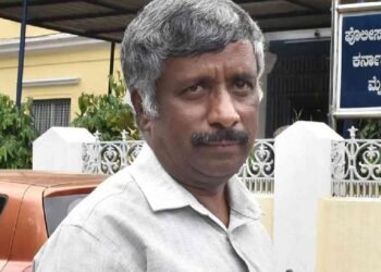 ಕಾನೂನು ಸಂಕಷ್ಟದಲ್ಲಿ ಸ್ನೇಹಮಯಿ ಕೃಷ್ಣ.. ಸಿಸಿಬಿಯಿಂದ ತಡರಾತ್ರಿಯವರೆಗೂ ವಿಚಾರಣೆ!