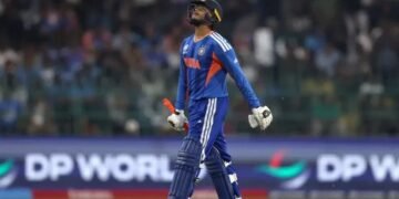 ಸತತ ಮೂರು ಶೂನ್ಯ ಸುತ್ತಿದ ಅಭಿಷೇಕ್ ಶರ್ಮಾ | ಯುವ ಆಟಗಾರನ ಬೆಂಬಲಕ್ಕೆ ನಿಂತ ಮಾಜಿ ಆಯ್ಕೆಗಾರ