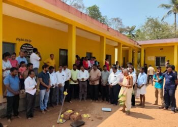 ಸರ್ಕಾರಿ ಶಾಲೆಗೆ ಆಂಗ್ಲ ಮಾಧ್ಯಮದ ಸ್ಪರ್ಶ | RNS ಸಂಸ್ಥೆಯ ಶಾಲಾ ದತ್ತು ಯೋಜನೆಯಡಿ 50 ಲಕ್ಷದ ಕಾಮಗಾರಿಗೆ ಗುದ್ದಲಿ ಪೂಜೆ