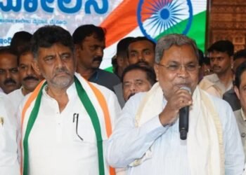 ಕುರ್ಚಿ ಸಂಘರ್ಷ ಕ್ಲೈಮ್ಯಾಕ್ಸ್ ಹಂತದಲ್ಲಿ ಹೊಸ ಅಸ್ತ್ರ ಹೊರಹಾಕಿದ ಸಿಎಂ ಸಿದ್ದರಾಮಯ್ಯ