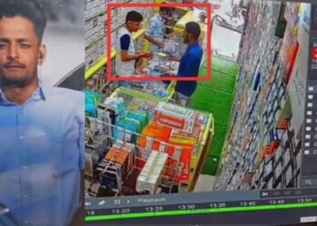 ಮೊಬೈಲ್‌ ಶಾಪ್‌ ಮಾಲೀಕನಿಗೆ ಅನ್ಯಕೋಮಿನ ಯುವಕ ಚಾಕು ಇರಿತ | ನಾಳೆ ಚಿತ್ರದುರ್ಗ ಬಂದ್‌ಗೆ ಕರೆ