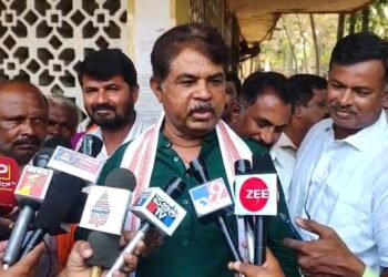 ಸಿಎಂ-ಡಿಸಿಎಂ ಪವರ್ ಪಾಲಿಟಿಕ್ಸ್‌ನಿಂದ ರಾಜ್ಯದ ಅಭಿವೃದ್ಧಿ ಕುಂಠಿತವಾಗಿದೆ | ಆರ್‌.ಅಶೋಕ್