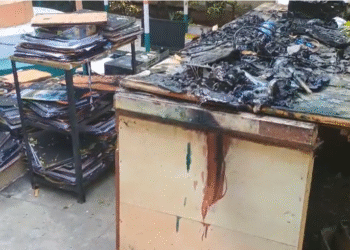 ಕೊಳ್ಳೇಗಾಲ ಇನ್ಸ್‌ಪೆಕ್ಟರ್ ಕಚೇರಿಯಲ್ಲಿ ಬೆಂಕಿ ಅವಘಡ : ಕಂಪ್ಯೂಟರ್‌, ದಾಖಲೆಗಳು ಸುಟ್ಟು ಭಸ್ಮ