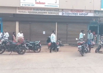 ವಾರ್ ಎಫೆಕ್ಟ್.. ಗ್ಯಾಸ್ ಸಿಲಿಂಡರ್ ನೋ ಸ್ಟಾಕ್ ಬೋರ್ಡ್