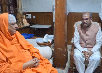 ಸುತ್ತೂರು ಮಠಕ್ಕೆ ಭೇಟಿ ನೀಡಿದ ಕೇಂದ್ರ ಸಚಿವ ಧರ್ಮೇಂದ್ರ ಪ್ರಧಾನ್