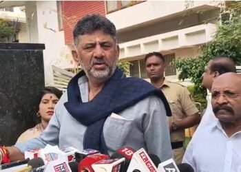 ‌ಇಸ್ರೇಲ್–ಇರಾನ್ ಸಂಘರ್ಷ | ಕೇಂದ್ರ ಸರ್ಕಾರದ ಮೇಲೆ ಅಗತ್ಯ ಒತ್ತಡ ಹೇರಿ ಕ್ರಮ ಕೈಗೊಳ್ಳುವಂತೆ ಮಾಡುತ್ತೇವೆ : ಡಿಕೆಶಿ