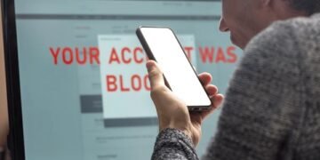 ಬ್ಯಾಂಕ್ ಖಾತೆದಾರರೇ ಗಮನಿಸಿ.. ದುಡ್ಡಿದ್ದರೂ ನಿಮ್ಮ ಖಾತೆ ಬ್ಲಾಕ್ ಆಗತ್ತೆ ಹುಷಾರ್!