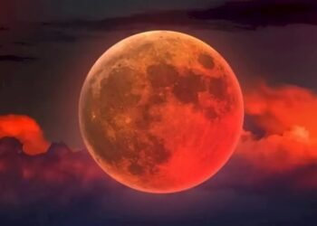 ಇಂದು ವರ್ಷದ ಮೊದಲ ರಕ್ತ ಚಂದ್ರಗ್ರಹಣ | ಬೆಂಗಳೂರಿನ ವಿವಿಧ ದೇವಾಲಯಗಳಲ್ಲಿ ವಿಶೇಷ ಪೂಜೆ-ಪುನಸ್ಕಾರ