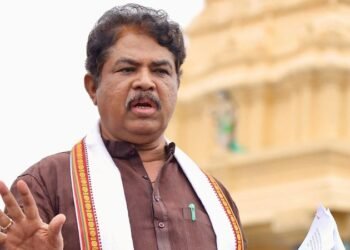 ಸಿದ್ದರಾಮಯ್ಯ ತೆರಿಗೆ ಹೇರುವ ರಾಮಯ್ಯ.. ಈ ಬಾರಿ 1.15 ಲಕ್ಷ ಕೋಟಿ ಸಾಲದ ಬಜೆಟ್ ಮಂಡಿಸ್ತಾರೆ | ಆರ್.ಅಶೋಕ್