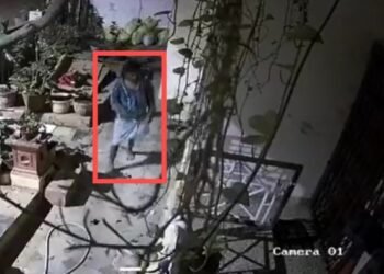 ಬೆಂಗಳೂರಲ್ಲಿ ನಿಲ್ಲದ ಮನೆಗಳ್ಳರ ಹಾವಳಿ – ಸಿಸಿಟಿವಿಯಲ್ಲಿ ಕಳ್ಳರ ಚಲನವಲನ ಕಂಡು ನಿವಾಸಿಗಳು ಶಾಕ್‌!