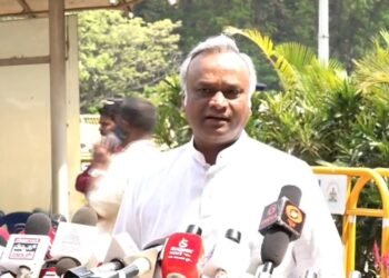 ಎಲ್‌ಪಿಜಿ, ಸಿಎನ್‌ಜಿ ಸಮಸ್ಯೆಗೆ ಸೂಕ್ತ ಪರಿಹಾರ ನೀಡಿ – ಕೇಂದ್ರಕ್ಕೆ ಪ್ರಿಯಾಂಕ್ ಖರ್ಗೆ ಒತ್ತಾಯ!