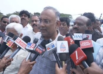 ಅಡ್ಡ ದಾರಿಯಿಂದ ಸರ್ಕಾರ ಬಿಳಿಸೋದು, ಆಮೀಷವೊಡ್ಡುವುದು ಬಿಜೆಪಿ ರಾಜಕೀಯ ತಂತ್ರ | ದಿನೇಶ್ ಗುಂಡೂರಾವ್