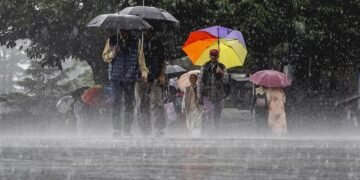 ಕರ್ನಾಟಕದಲ್ಲಿ ಇನ್ನೆರಡು ದಿನ ಮಳೆಯಾರ್ಭಟ ಫಿಕ್ಸ್‌.. ಆರೆಂಜ್ ಅಲರ್ಟ್ ಘೋಷಣೆ!