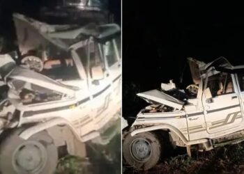 ತೀರ್ಥಯಾತ್ರೆ ಮುಗಿಸಿ ಬರುತ್ತಿದ್ದ ವೇಳೆ ಭೀಕರ ಅಪಘಾತ.. ಒಂದೇ ಕುಟುಂಬದ ಐವರು ಸ್ಥಳದಲ್ಲೇ ಸಾವು!