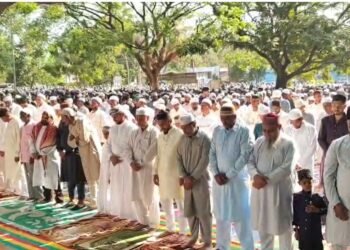 ಇಂದು ನಾಡಿನೆಲ್ಲೆಡೆ ರಂಜಾನ್ ಸಂಭ್ರಮ : ಶಿವಮೊಗ್ಗದಲ್ಲಿ ಮುಸ್ಲಿಂ ಬಾಂಧವರಿಂದ ಸಾಮೂಹಿಕ ಪ್ರಾರ್ಥನೆ