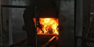 ಜೀವಂತವಾಗಿದ್ದ ವ್ಯಕ್ತಿಯನ್ನು ಸ್ಮಶಾನದಲ್ಲೇ ಬಿಟ್ಟು ಹೋದ ಕುಟುಂಬ