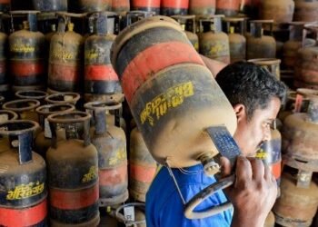 ಹೋಟೆಲ್‌ಗಳಿಗೆ ಗುಡ್ ನ್ಯೂಸ್ ಕೊಟ್ಟ ಕೇಂದ್ರ – ಮಾ.23ರಿಂದ ಹೆಚ್ಚುವರಿ ಸಿಲಿಂಡರ್ ಪೂರೈಕೆ!