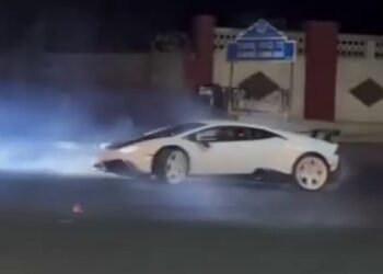 ಐಷಾರಾಮಿ ಕಾರು ಡ್ರಿಫ್ಟಿಂಗ್ ಕೇಸ್‌.. ಮುತ್ತಪ್ಪ ರೈ ಪುತ್ರನಿಗೆ ನೋಟೀಸ್‌! ಲ್ಯಾಂಬೊರ್ಗಿನಿ ಸೀಜ್‌