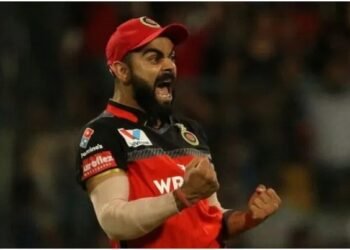 ಲಂಡನ್‌ಗೆ ವಿಶೇಷ ವಿಮಾನದ ಗುಸುಗುಸು : ಸುಳ್ಳು ಸುದ್ದಿ ಹರಡಿದ ಮಾಧ್ಯಮಗಳಿಗೆ ವಿರಾಟ್ ಕೊಹ್ಲಿ ‘ಬ್ರೂಟಲ್’ ಟ್ರೋಲ್!