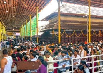 ಸಾಲು ಸಾಲು ರಜೆ ಹಿನ್ನಲೆ ಕುಕ್ಕೆ ಸುಬ್ರಹ್ಮಣ್ಯಕ್ಕೆ ಹರಿದು ಬಂದ ಭಕ್ತ ಸಾಗರ..!