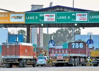 ವಾಹನ ಸವಾರರಿಗೆ ಮತ್ತೊಂದು ಕಹಿ ಸುದ್ದಿ.. ಏ.1ರಿಂದ ರಾಜ್ಯದ 9 ರಾಷ್ಟ್ರೀಯ ಹೆದ್ದಾರಿಗಳಲ್ಲಿ ಟೋಲ್‌ ದರ ಹೆಚ್ಚಳ!