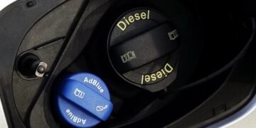 ಡೀಸೆಲ್ ವಾಹನಗಳಿಗೆ ಎದುರಾದ ‘ಯೂರಿಯಾ’ ಸಂಕಷ್ಟ.. ಸ್ಥಗಿತಗೊಳ್ಳುವ ಭೀತಿಯಲ್ಲಿ ದೇಶದ ಸಾರಿಗೆ ವ್ಯವಸ್ಥೆ!