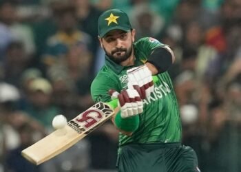 ICC ‘ತಿಂಗಳ ಆಟಗಾರ’ ಪ್ರಶಸ್ತಿ ಮುಡಿಗೆರಿಸಿಕೊಂಡ ದಾಖಲೆಗಳ ಸರದಾರನಿಗೆ ಪಿಸಿಬಿ ದಂಡದ ಬಿಸಿ!