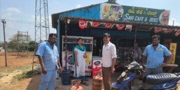 ಹೊಟೇಲ್‌ಗಳ ಮೇಲೆ ಆಹಾರ ಇಲಾಖೆ ಅಧಿಕಾರಿಗಳ ದಾಳಿ.. ಗೃಹ ಬಳಕೆ ಗ್ಯಾಸ್‌ ಸಿಲಿಂಡರ್‌ಗಳ ವಶ