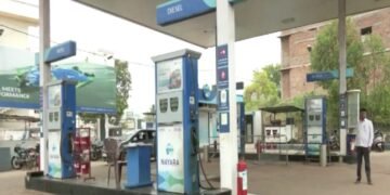 ಪೆಟ್ರೋಲ್, ಡೀಸೆಲ್ ಖಾಲಿ.. ಬೀದರ್‌ನಲ್ಲಿ 7ಕ್ಕೂ ಹೆಚ್ಚು ಬಂಕ್‌ಗಳು ಬಂದ್!